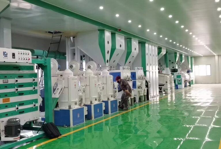 We specialize in the processing of premium Basmati and Non-Basmati rice using state-of-the-art milling technology. From husking to polishing, every step is carefully monitored to ensure optimal grain length, texture, and aroma. Our advanced color sorting and grading systems guarantee uniform quality, free from impurities and discolored grains, making our rice ideal for both retail and bulk export markets.